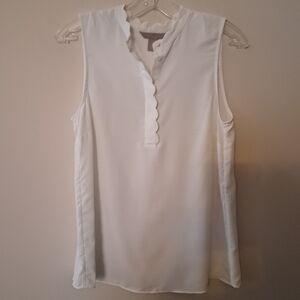 H&M Scalloped White Sleeveless Blouse
